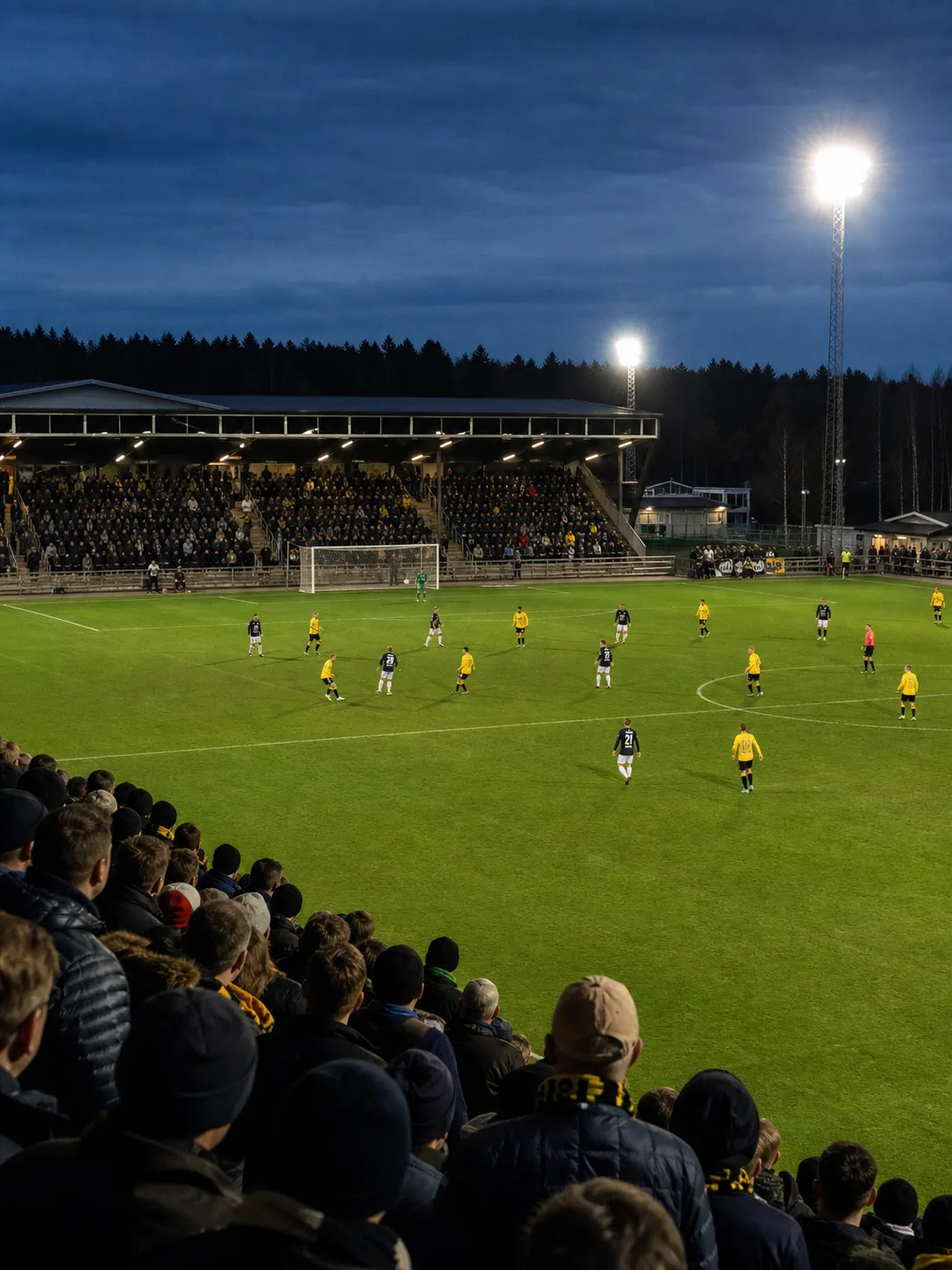 Fotbollsarena kopplad till Division 1 och resultat som påverkar tabellen